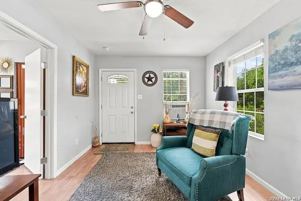 202 Teresa, San Antonio, TX 78214