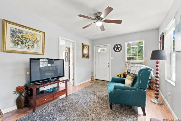 202 Teresa, San Antonio, TX 78214