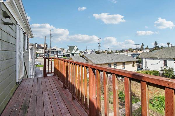 1910 E 20Th St, Oakland, CA 94606