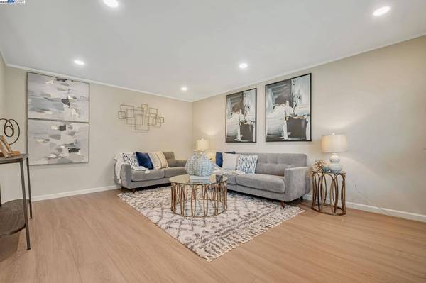 42650 Sully, Fremont, CA 94539