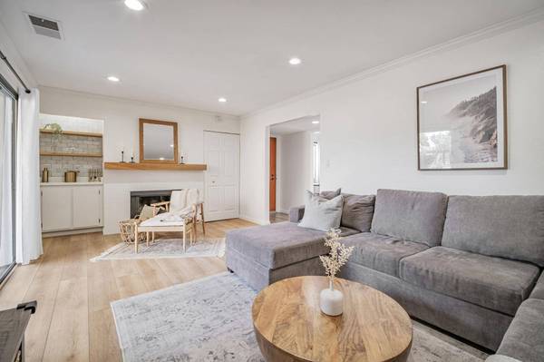 20111 W Ridge #24, Castro Valley, CA 94546