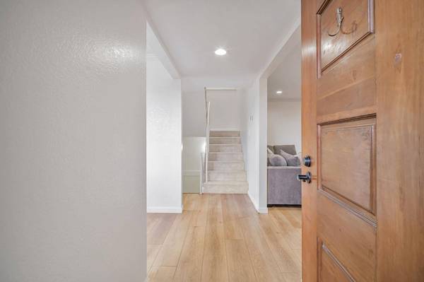 20111 W Ridge #24, Castro Valley, CA 94546