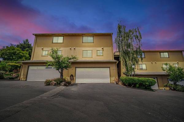 20111 W Ridge #24, Castro Valley, CA 94546