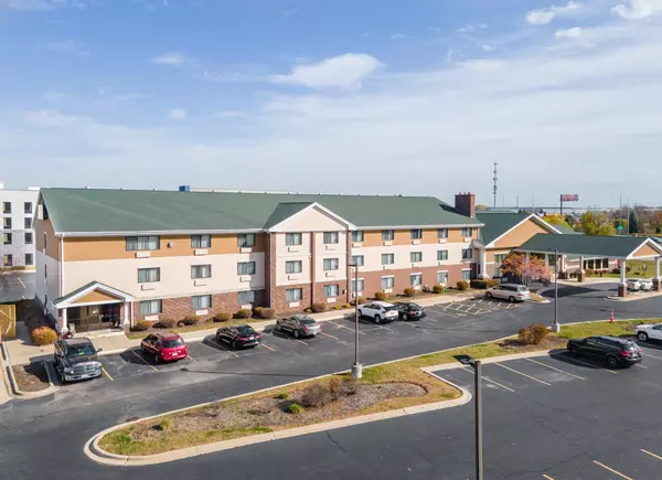 Bolingbrook, IL 60440-3533,175 Remington Blvd #63