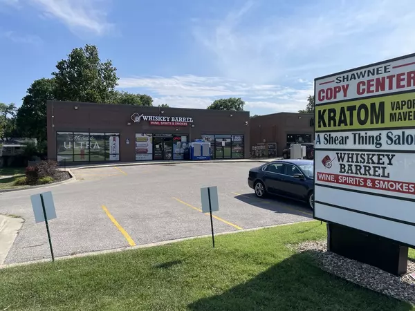 Shawnee, KS 66216-1831,12205 Shawnee Mission Pkwy