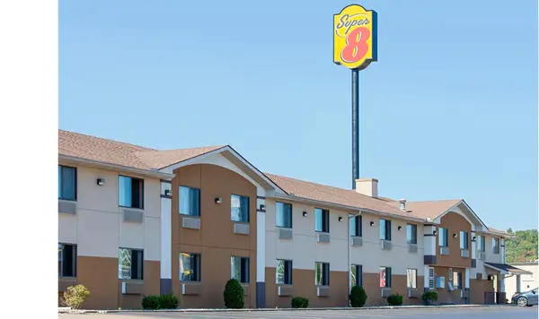 102 Duke Dr, Ripley, WV 25271