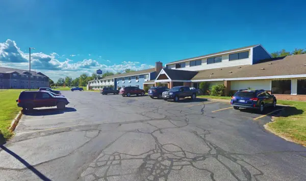 628 S Gear Ave, West Burlington, IA 52655-1045