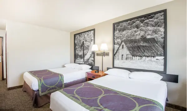 102 Duke Dr, Ripley, WV 25271