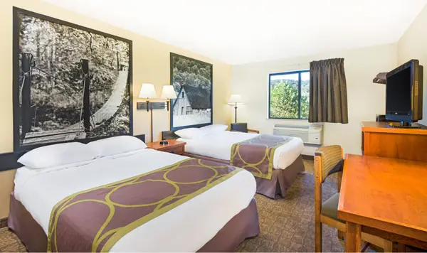 102 Duke Dr, Ripley, WV 25271