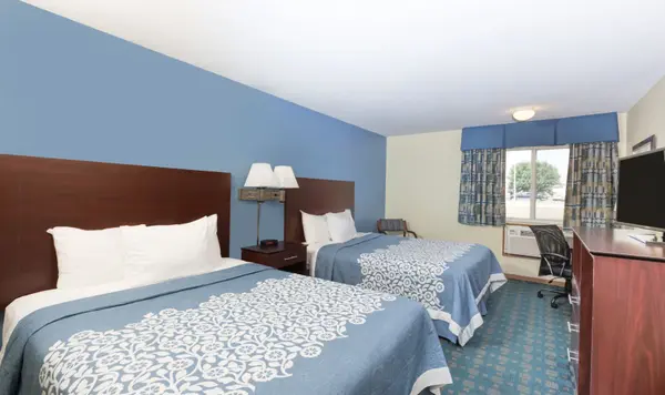 3000 Singing Hills Blvd, Sioux City, IA 51106-5145