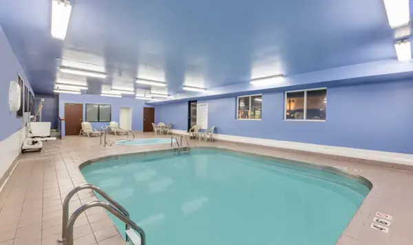 3000 Singing Hills Blvd, Sioux City, IA 51106-5145