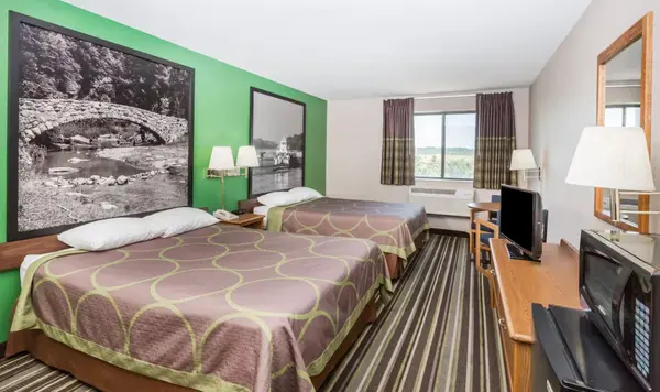 2530 Singing Hills Blvd, Sioux City, IA 51111-1044