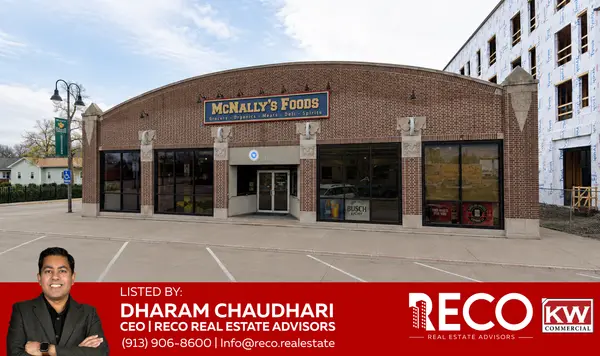1026 Main St, Grinnell, IA 50112-1632