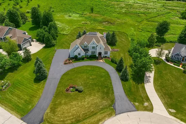 N93W7935 Cranes Crossing, Cedarburg, WI 53012