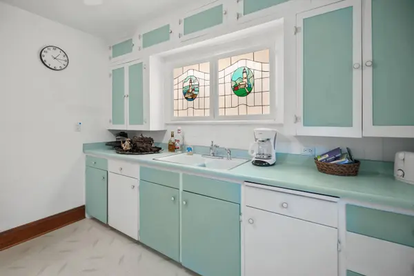 804 Park, South Milwaukee, WI 53172