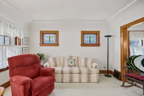 804 Park, South Milwaukee, WI 53172