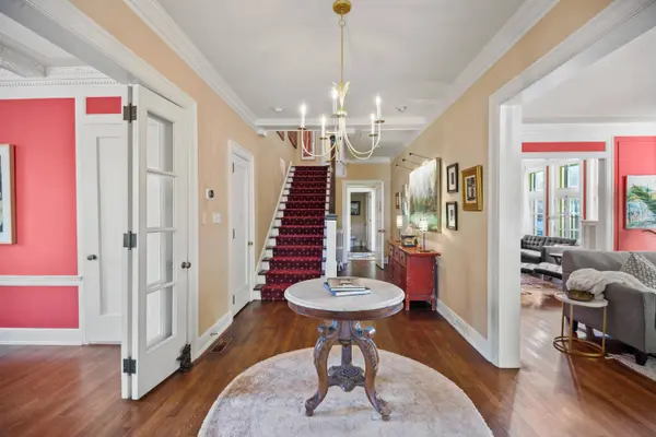 3432 N Shepard, Milwaukee, WI 53211