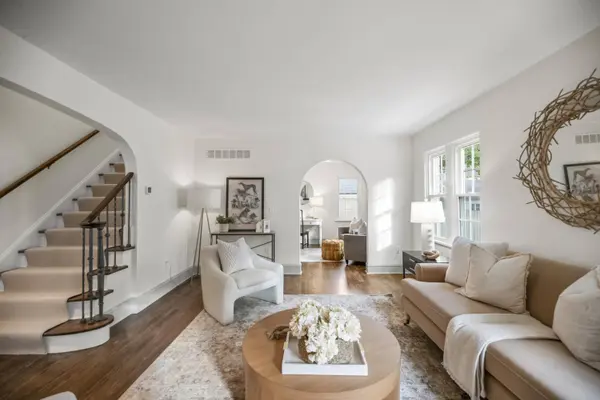 6054 N Bay Ridge, Whitefish Bay, WI 53217