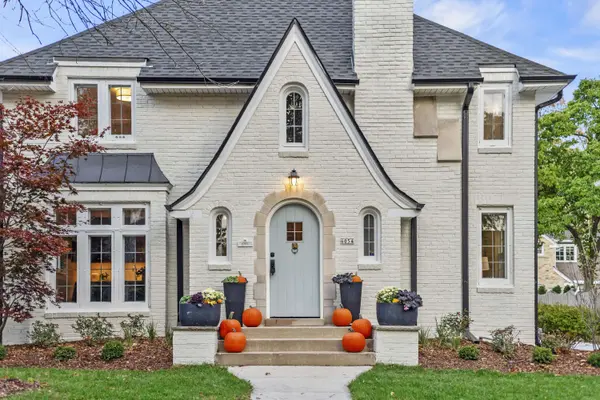 6054 N Bay Ridge, Whitefish Bay, WI 53217