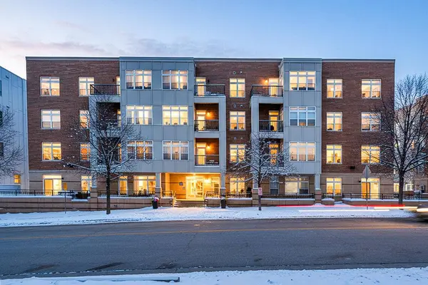 1905 N Water Unit 401, Milwaukee, WI 53202