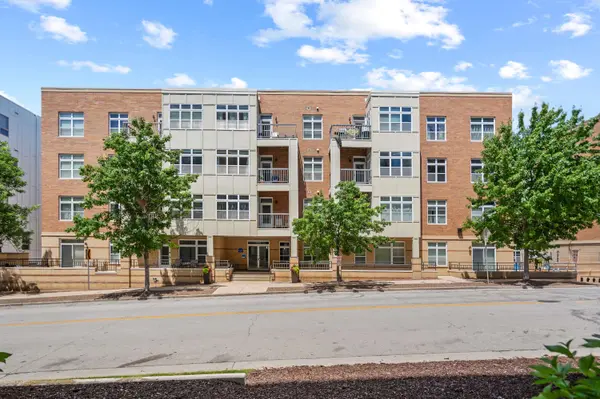 1905 N Water Unit 401, Milwaukee, WI 53202