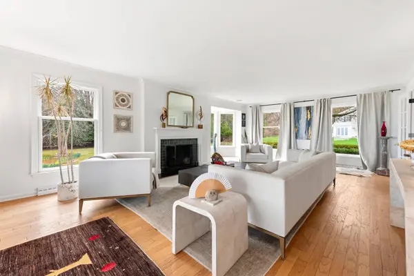 8035 N Beach, Fox Point, WI 53217