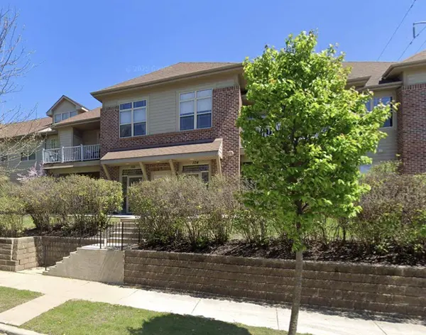 106 N 74th, Milwaukee, WI 53213