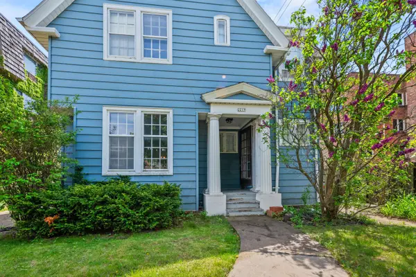 2219 E Belleview, Milwaukee, WI 53211