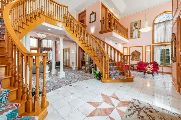 N78W13031 Country Club, Menomonee Falls, WI 53051