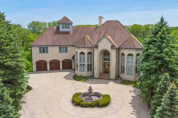 N78W13031 Country Club, Menomonee Falls, WI 53051