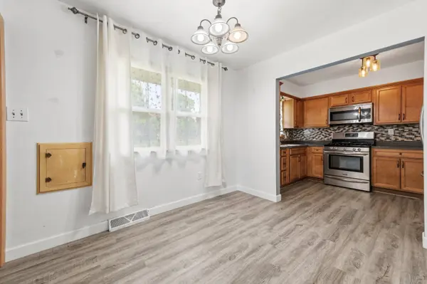 7216 W Layton, Greenfield, WI 53220
