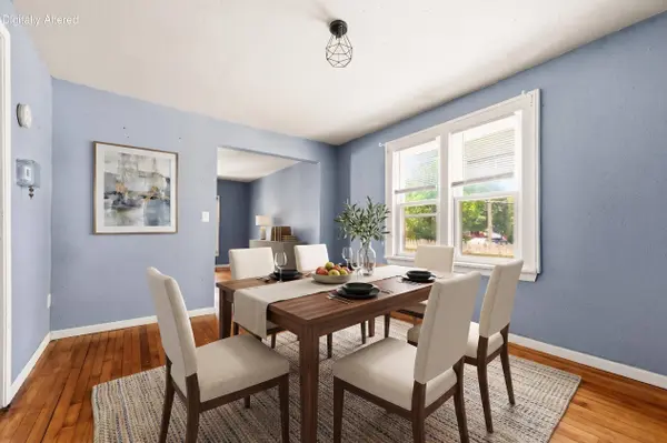 1006 E Land, Milwaukee, WI 53202