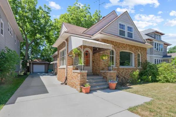 2747 N 60th