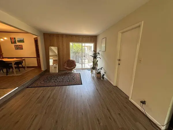 5100 N Idlewild, Whitefish Bay, WI 53217