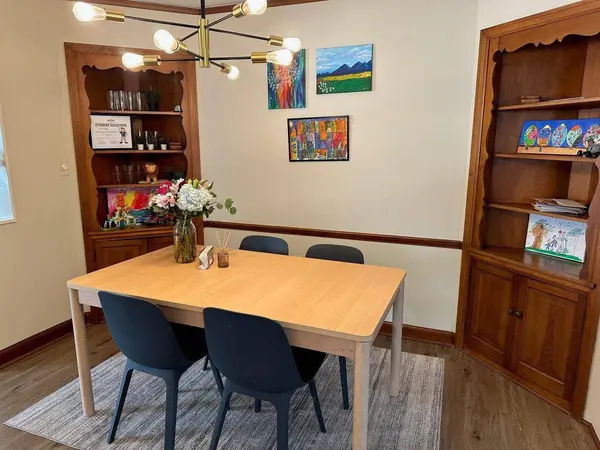 5100 N Idlewild, Whitefish Bay, WI 53217