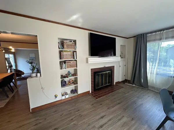 5100 N Idlewild, Whitefish Bay, WI 53217