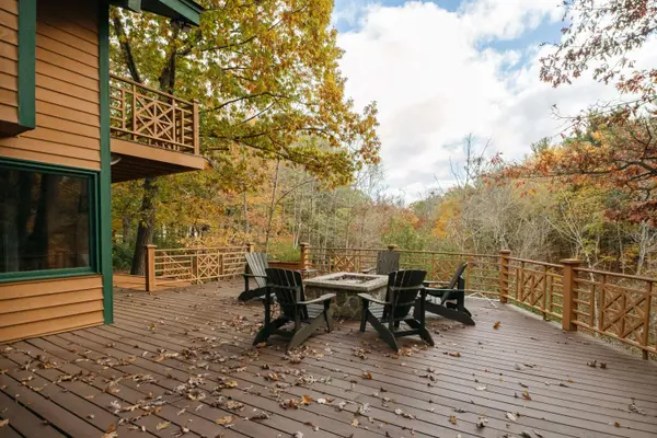 9910 N Corey, Mequon, WI 53092