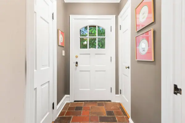 2516 N 90th, Wauwatosa, WI 53226