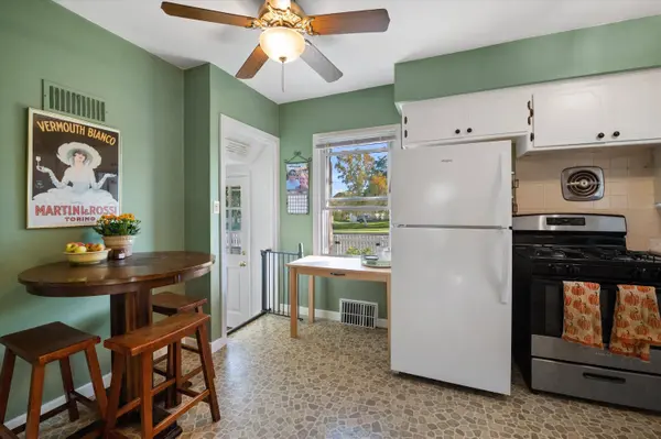 W164N8410 Hiawatha, Menomonee Falls, WI 53051