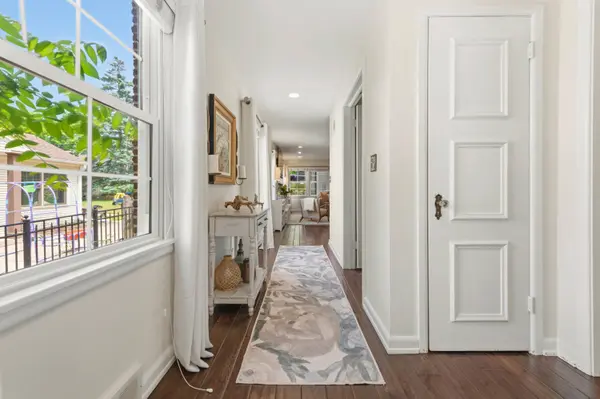 4800 N Woodburn, Whitefish Bay, WI 53217