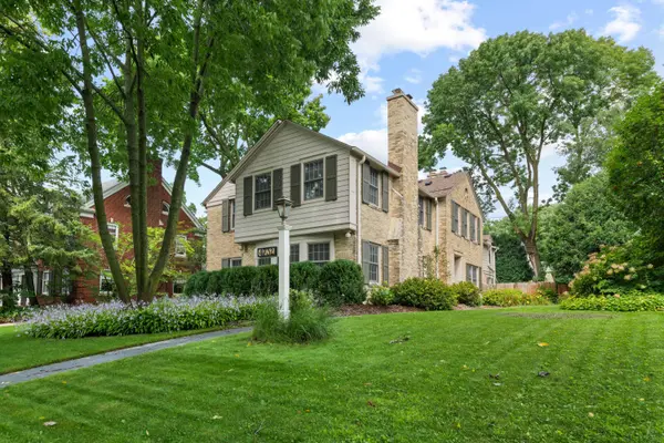 4732 N Wilshire, Whitefish Bay, WI 53211