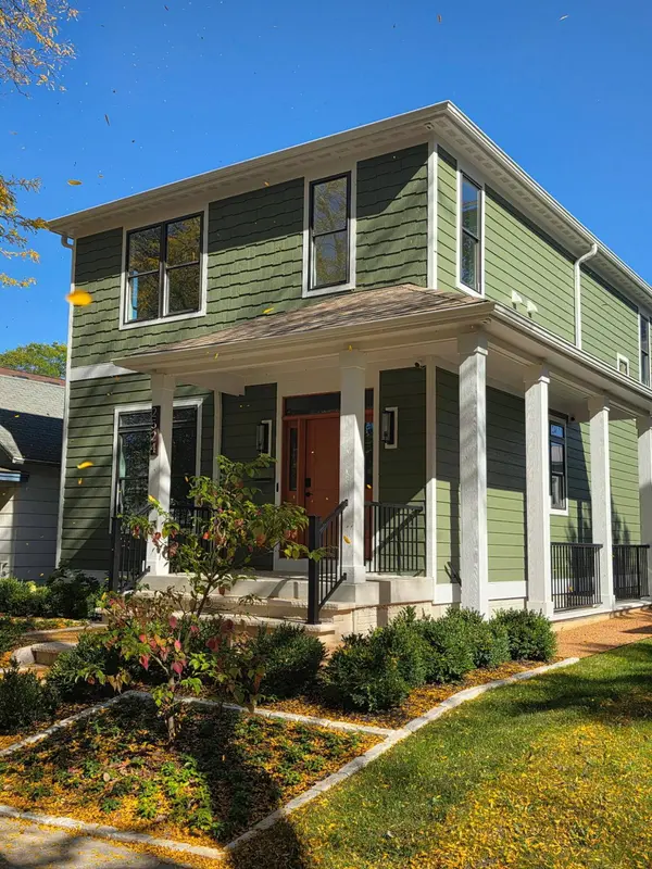 2524 S Superior, Milwaukee, WI 53207