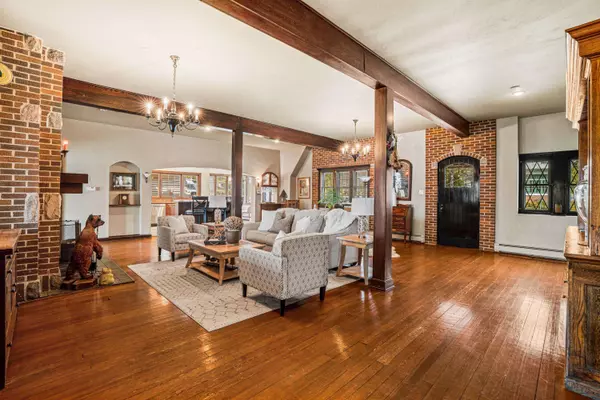 281 S Lake, Elkhart Lake, WI 53020