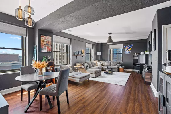 606 W Wisconsin Unit 1001, Milwaukee, WI 53203