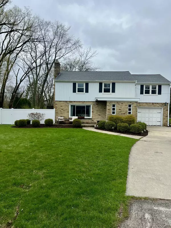 6935 N Yates, Fox Point, WI 53217