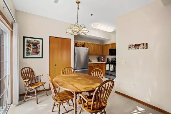 14983 W Arrowhead, New Berlin, WI 53151