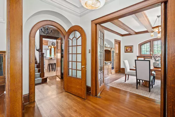 2221 E Newberry, Milwaukee, WI 53211