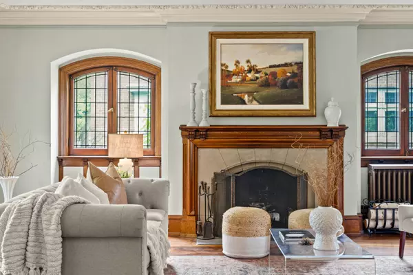 2221 E Newberry, Milwaukee, WI 53211