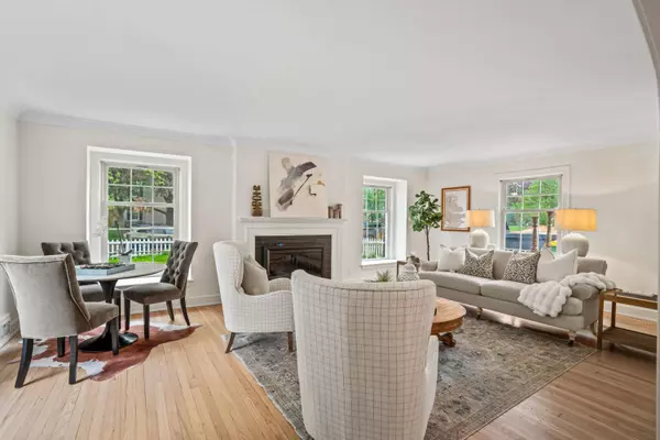 2617 E Capitol, Shorewood, WI 53211