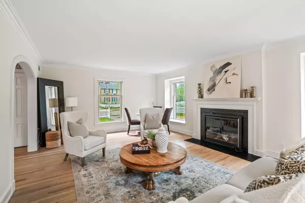 2617 E Capitol, Shorewood, WI 53211